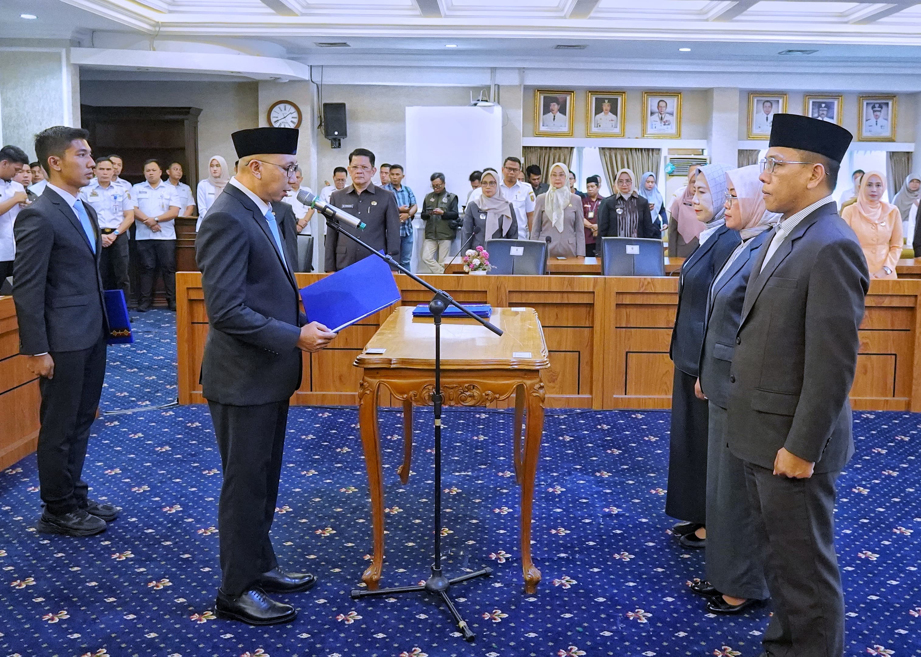 Pelantikan Pejabat Pimpinan Tinggi Pratama, Gubernur Mirza Dorong ASN Jadi Motor Perubahan